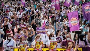 support Turkish women